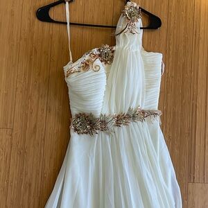 Elegant White One-Shoulder Dress with Floral Embellishments